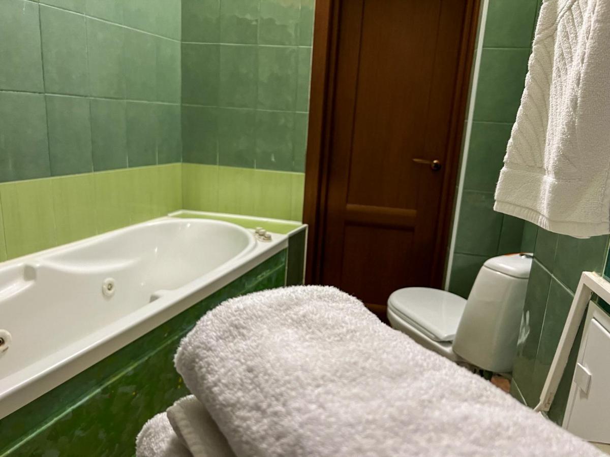 Apartment In The Historic Center เคียฟ ภายนอก รูปภาพ